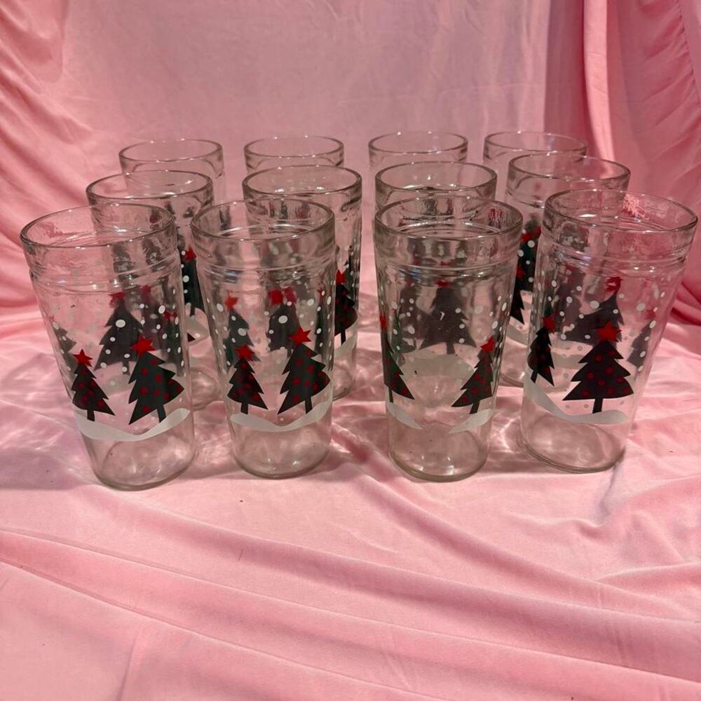 Vintage christmas tree pint glasses